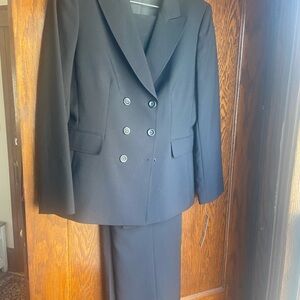 Classic navy Double-Breasted Suit